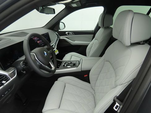 New 2026 BMW X5 sDrive40i w/ Climate Comfort Package image 20