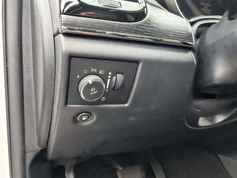 Used 2020 Jeep Grand Cherokee High Altitude AWD/4WD image 17
