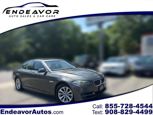 Used 2014 BMW 528i xDrive Sedan AWD/4WD image 1