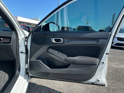 Used 2023 Honda Civic Sport image 17