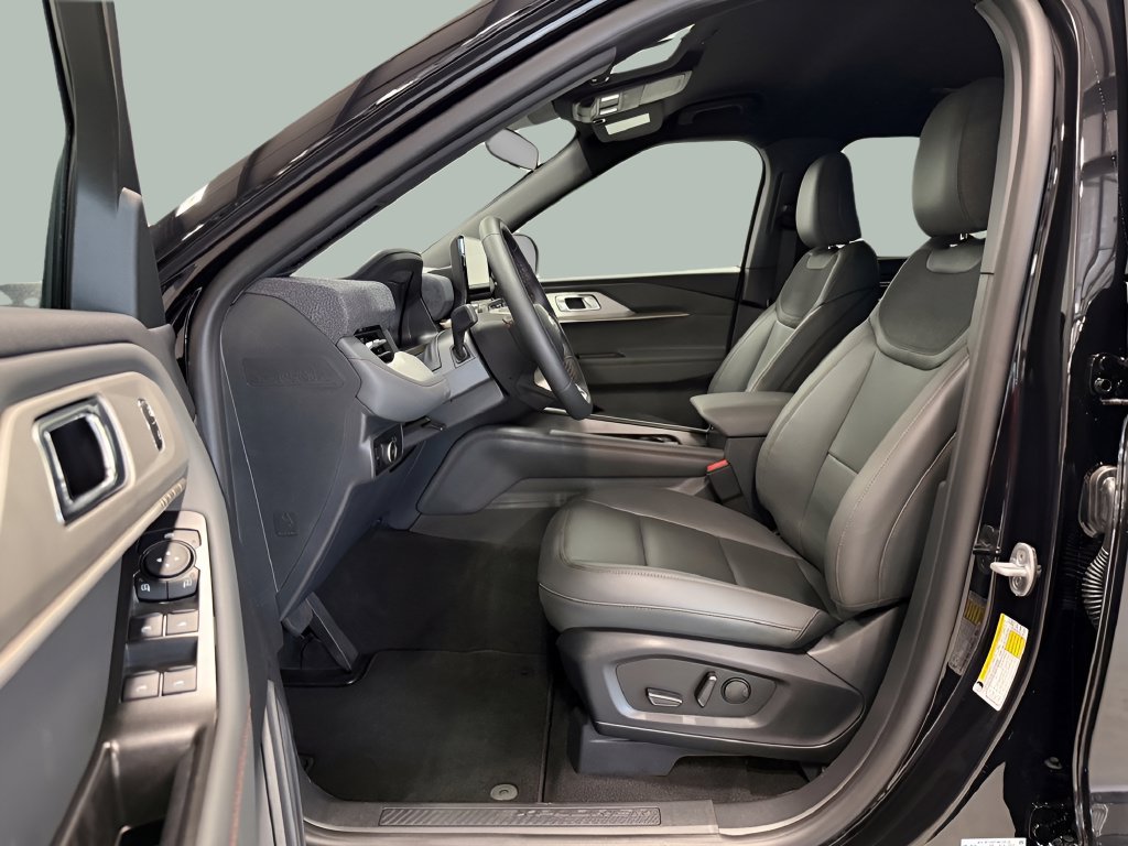 New 2027 Ford Explorer Active w/ Active Comfort Package AWD/4WD image 17