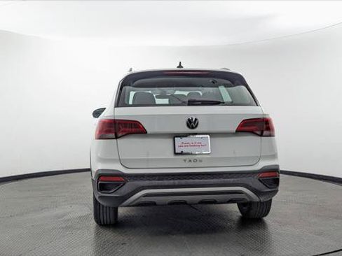 Used 2024 Volkswagen Taos S FWD image 6