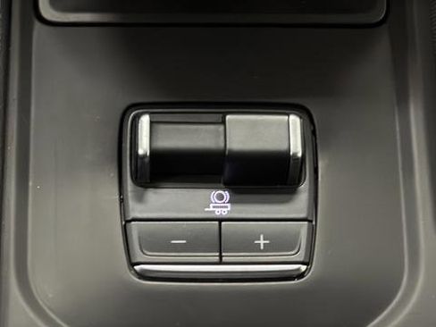 Used 2023 GMC Sierra 1500 Denali w/ Denali Reserve Package image 32