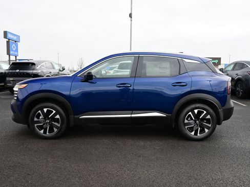 New 2026 Nissan Kicks SV image 5