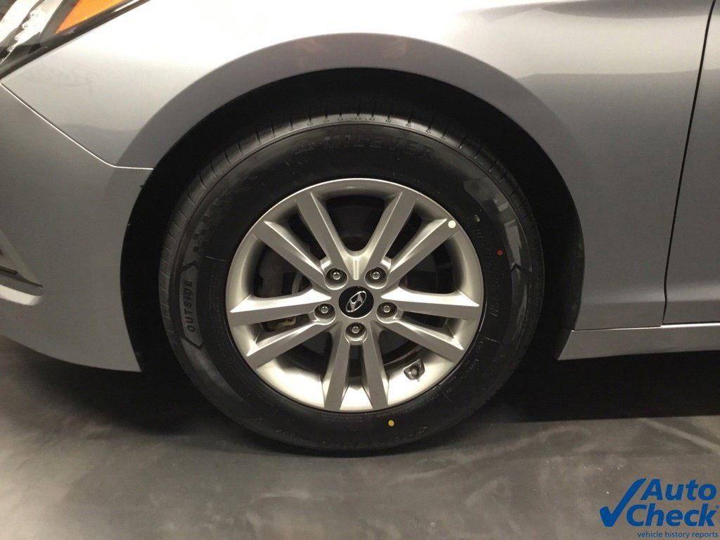 Used 2017 Hyundai Sonata SE FWD image 17