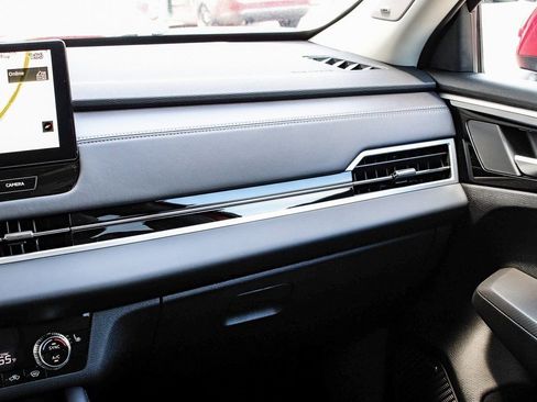 New 2025 Mitsubishi Outlander SE AWD/4WD image 17