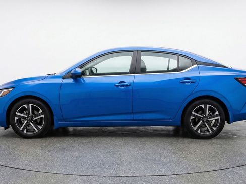 Used 2025 Nissan Sentra SV FWD image 5