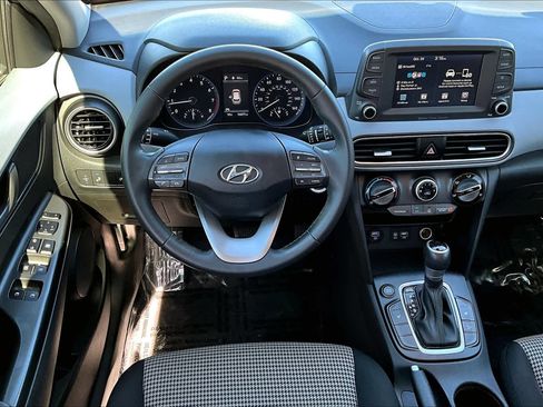 Used 2021 Hyundai Kona SEL FWD image 6