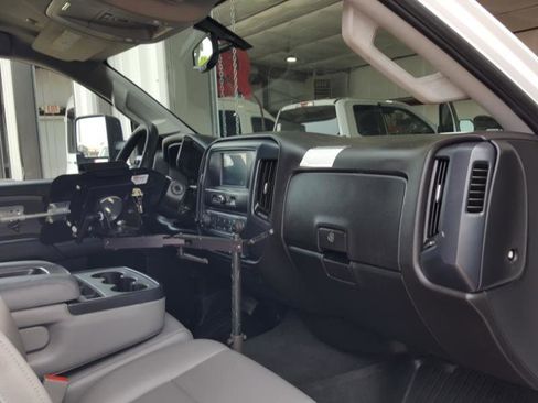 Used 2019 Chevrolet Silverado 2500 W/T w/ WT Convenience Package RWD image 14