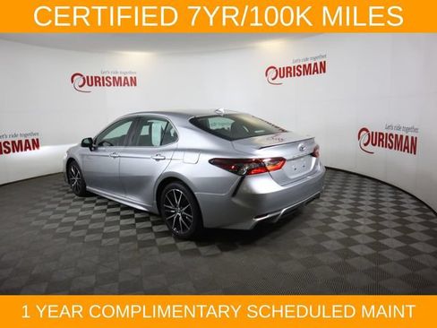Used 2023 Toyota Camry SE FWD image 16