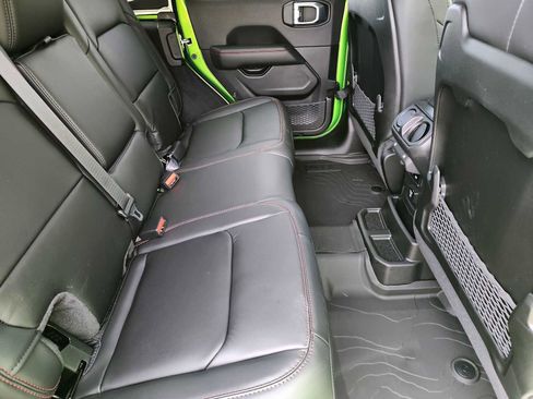 New 2026 Jeep Wrangler Unlimited Rubicon AWD/4WD image 18