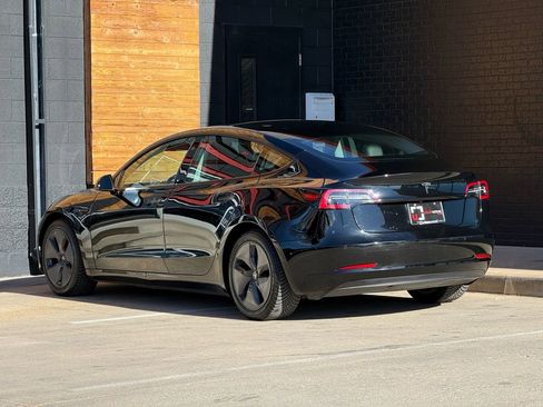 Used 2021 Tesla Model 3 Standard Range Plus image 15
