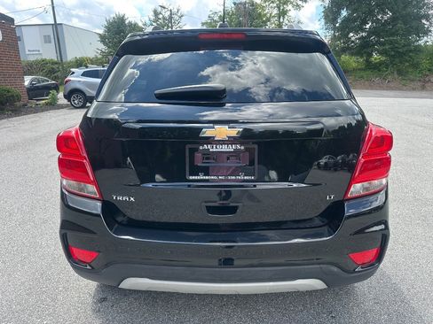 Used 2020 Chevrolet Trax LT FWD image 6