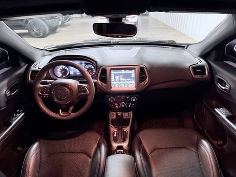 Used 2021 Jeep Compass Latitude FWD image 12