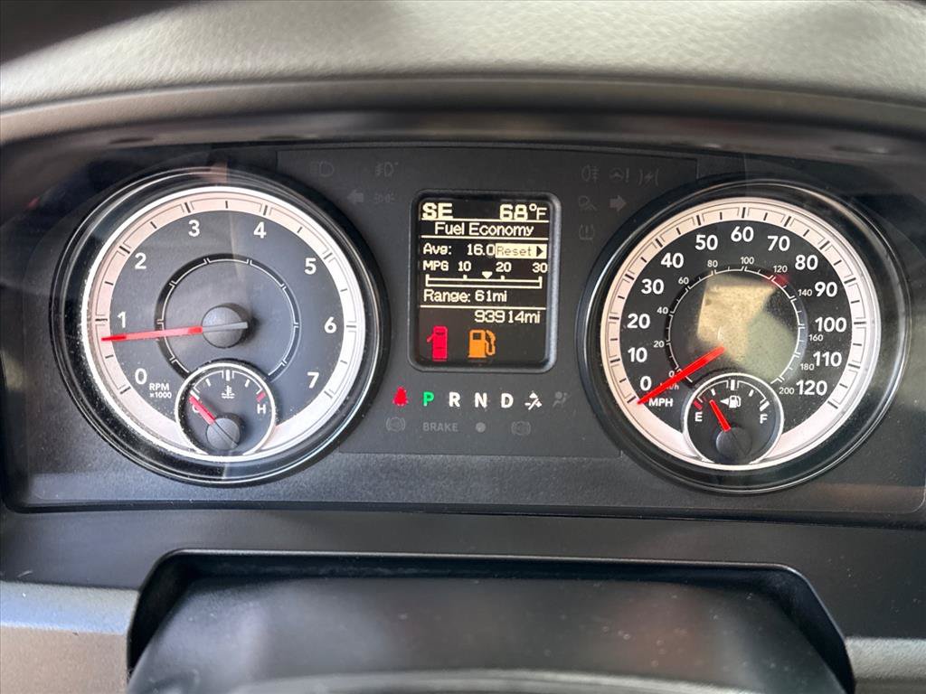 Used 2017 RAM 1500 Express AWD/4WD image 16