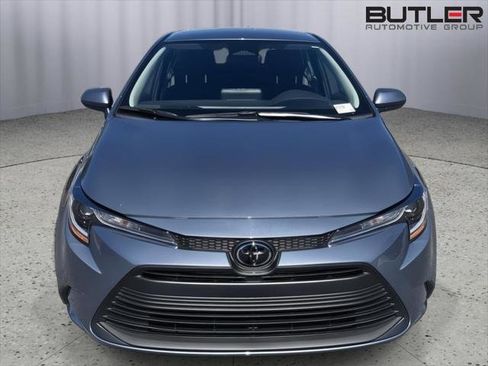Certified 2025 Toyota Corolla LE image 8
