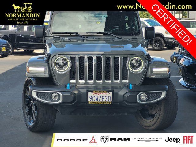 Certified 2022 Jeep Wrangler Unlimited Sahara AWD/4WD image 2