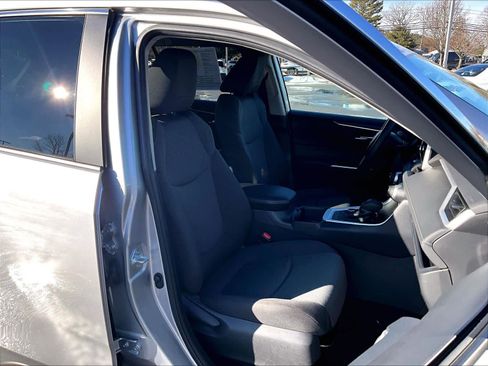 Used 2025 Toyota RAV4 XLE image 11