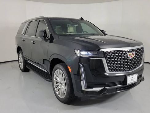 Used 2024 Cadillac Escalade Premium Luxury AWD/4WD image 1