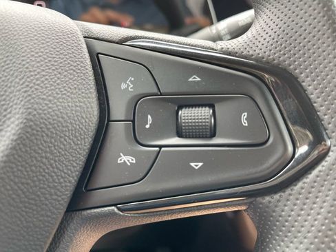 Used 2024 Chevrolet TrailBlazer LT w/ Driver Confidence Package image 22