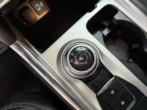 Certified 2022 Ford Explorer XLT w/ Equipment Group 202A image 40