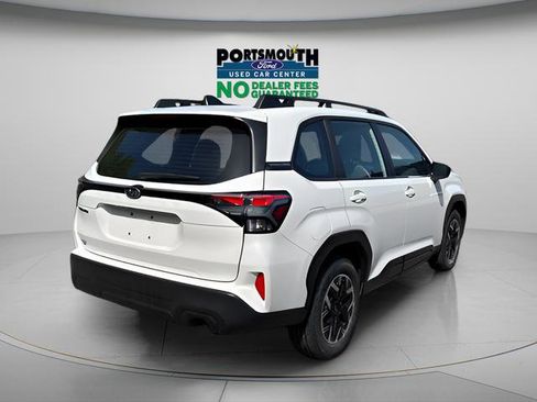 Used 2025 Subaru Forester AWD/4WD image 21