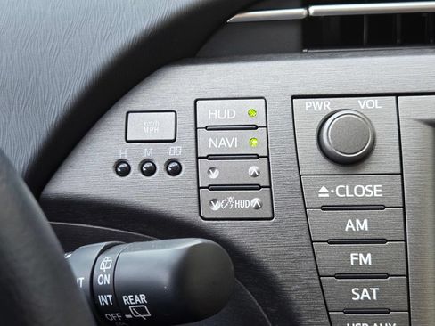 Used 2013 Toyota Prius Five w/ Advanced Technology Pkg FWD image 22