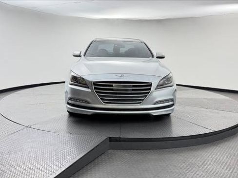 Used 2015 Hyundai Genesis 5.0 RWD image 12