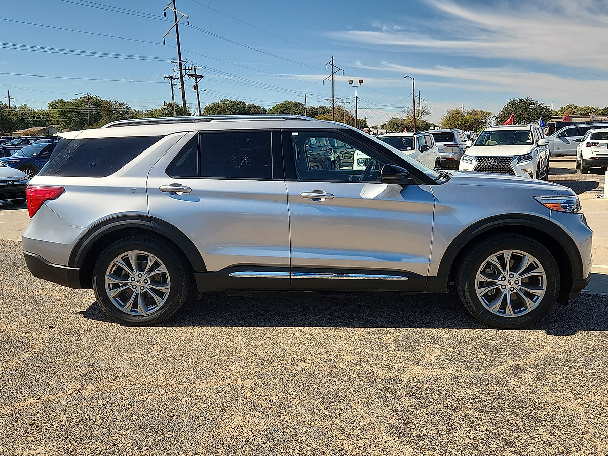 Used 2021 Ford Explorer Limited w/ Equipment Group 301A RWD image 6