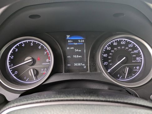 Used 2023 Toyota Camry LE FWD image 14