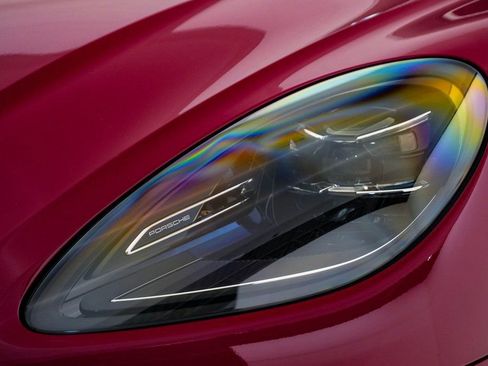 New 2026 Porsche Macan image 7