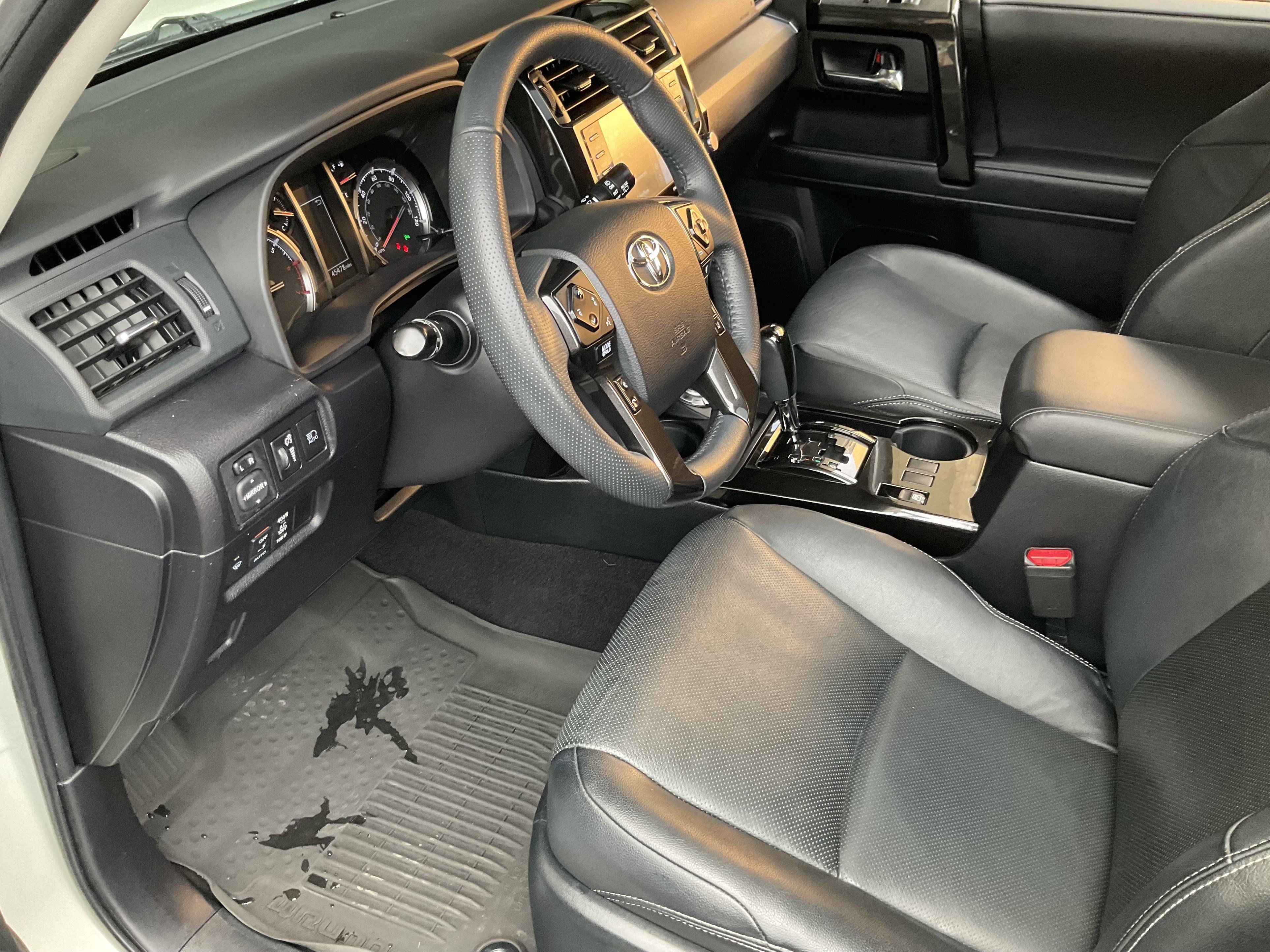 Used 2021 Toyota 4Runner Nightshade AWD/4WD image 22