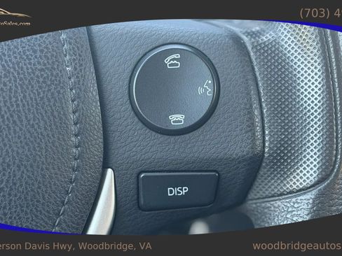 Used 2016 Toyota Corolla LE FWD image 21