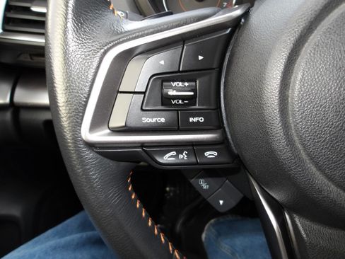 Used 2023 Subaru Crosstrek 2.5i Limited image 17