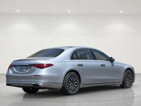 Used 2022 Mercedes-Benz S 580 4MATIC Sedan image 5