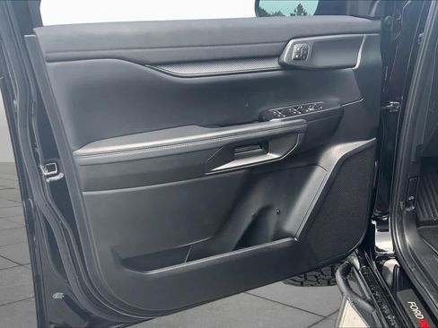Used 2025 Ford Ranger Raptor AWD/4WD image 22