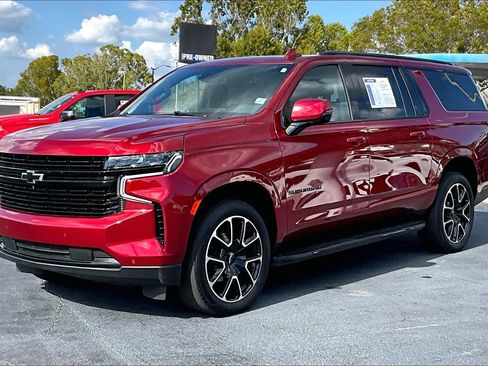 Certified 2024 Chevrolet Suburban RST w/ Luxury Package image 2