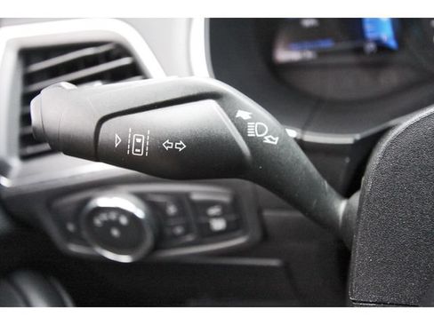 Used 2021 Ford Edge Titanium w/ Equipment Group 301A FWD image 15
