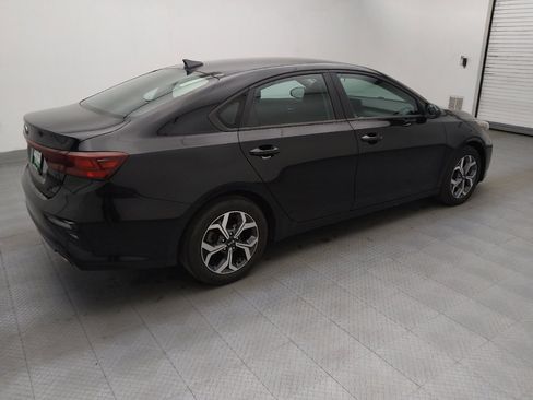 Used 2021 Kia Forte LXS FWD image 10