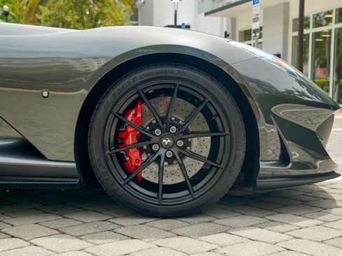 Used 2020 Ferrari 812 Superfast RWD image 39