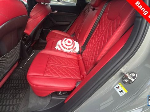 Used 2022 Audi SQ5 Prestige w/ Prestige Package image 6