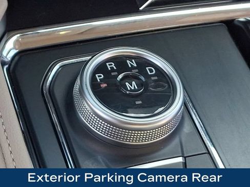 Used 2024 Ford Expedition Max XLT AWD/4WD image 11
