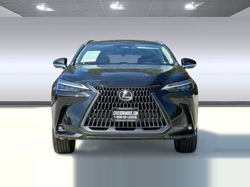 Used 2025 Lexus NX 450h+ AWD w/ Towing Package (2000 Lbs) image 5