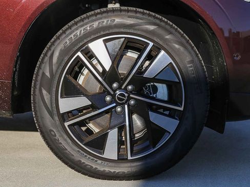 New 2026 Volvo XC60 T8 Plus w/ Protection Package AWD/4WD image 10
