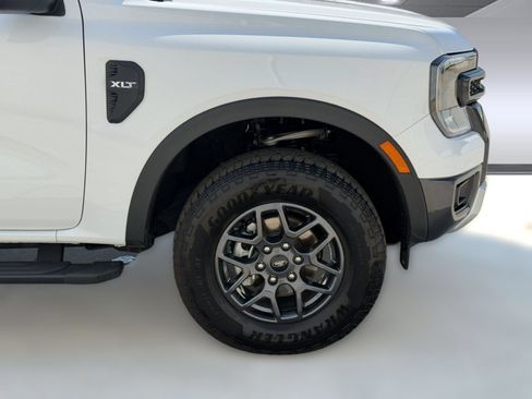 Used 2025 Ford Ranger XLT w/ Equipment Group 301A High AWD/4WD image 13