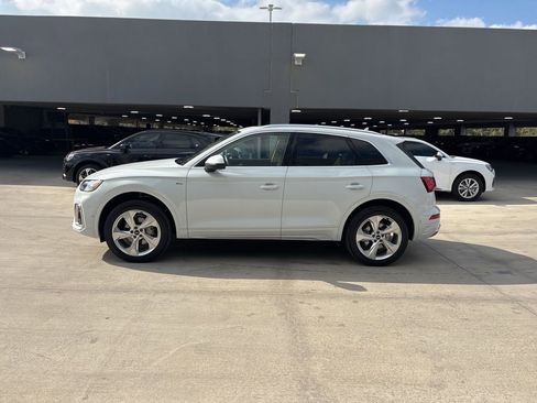 Certified 2023 Audi Q5 2.0T Prestige w/ Prestige Package image 9