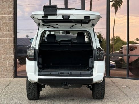 Used 2018 Toyota 4Runner TRD Off-Road Premium image 34