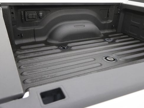 Used 2024 RAM 2500 Big Horn w/ Sport Appearance Package image 5