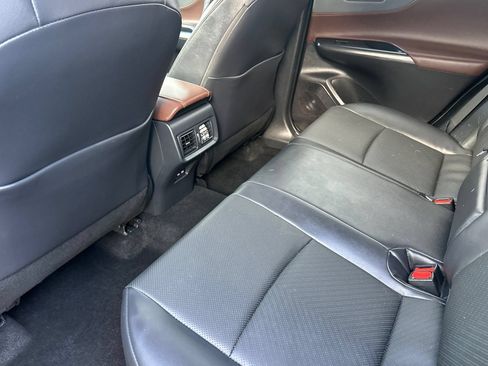 Certified 2023 Toyota Venza Limited AWD/4WD image 12