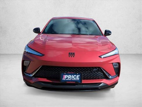 Used 2024 Buick Envista Sport Touring w/ Convenience I Package image 2